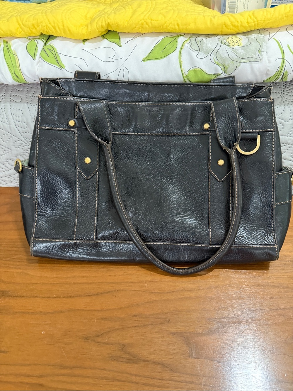 Classic Black Leather Tote Handbag - Structured Everyday Bag